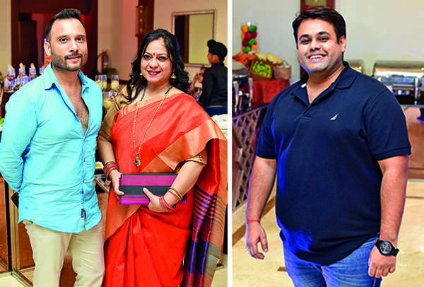 (L) Arvind and Priya Saxena (R) Ashutosh (BCCL/ Farhan Ahmad Siddiqui)