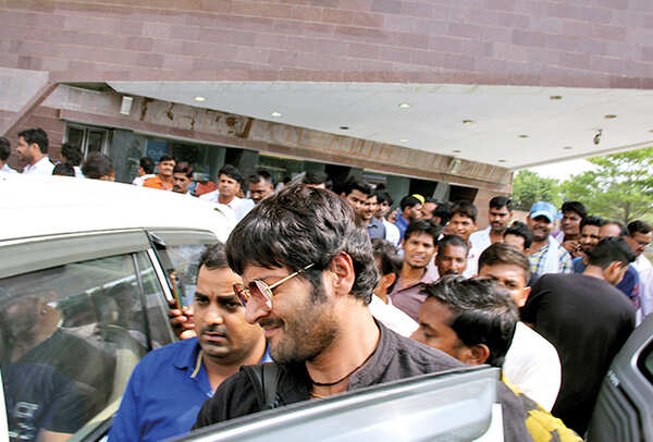 Actor Ali Fazal at the Lucknow airport (BCCL/ Aditya Yadav)