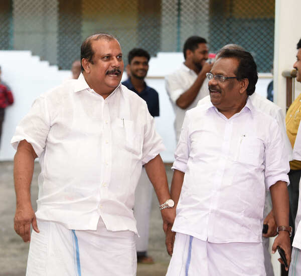 PC George,Pandalam Sudhakaran (1)