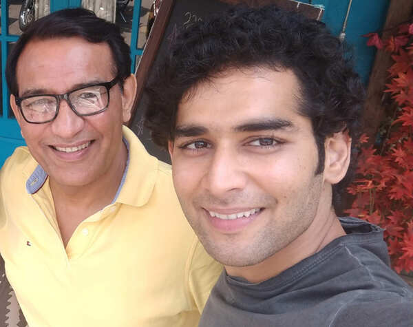 Priyanshu Jora with Family