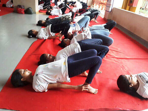 Bhawans-College