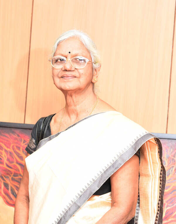 Dr Umadevi Andherjanam