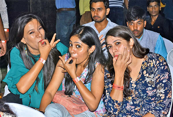 (L-R) Babita Chauhan, Mariam Susan and Pooja Upadhaya (BCCL/ Vishnu Jaiswal)