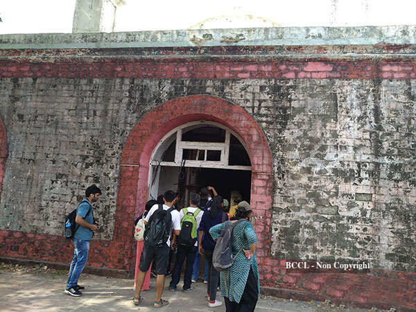 On a heritage trail to Ghodbunder Fort | Events Movie News - Times of India