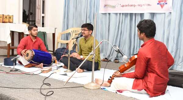 Hritesh Krishna,Sreekrishna Ganesh,Rahul (1)