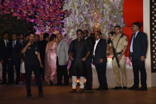 Akash Ambani engagement pictures