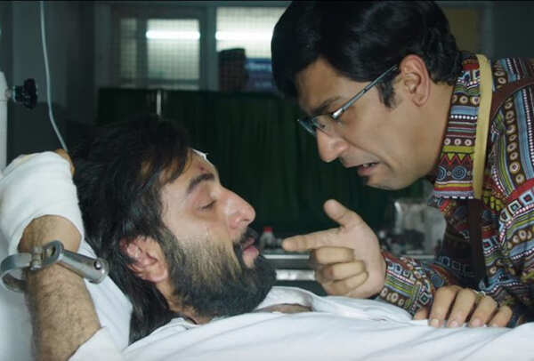 Ranbir Kapoor and Vicky Kaushal in a still from 'Sanju'