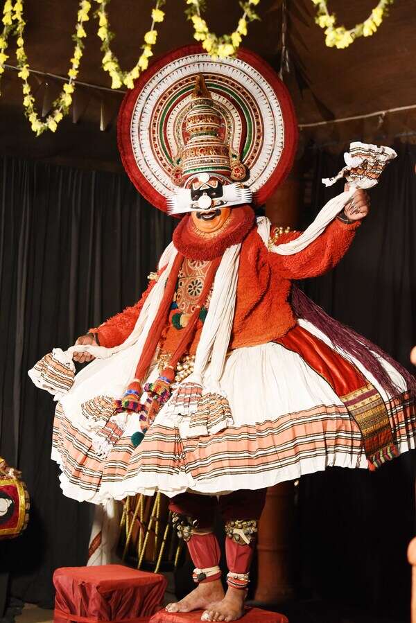 Margi Suresh as Shardula during the play Kirmeeravadham was held at Margi (2)