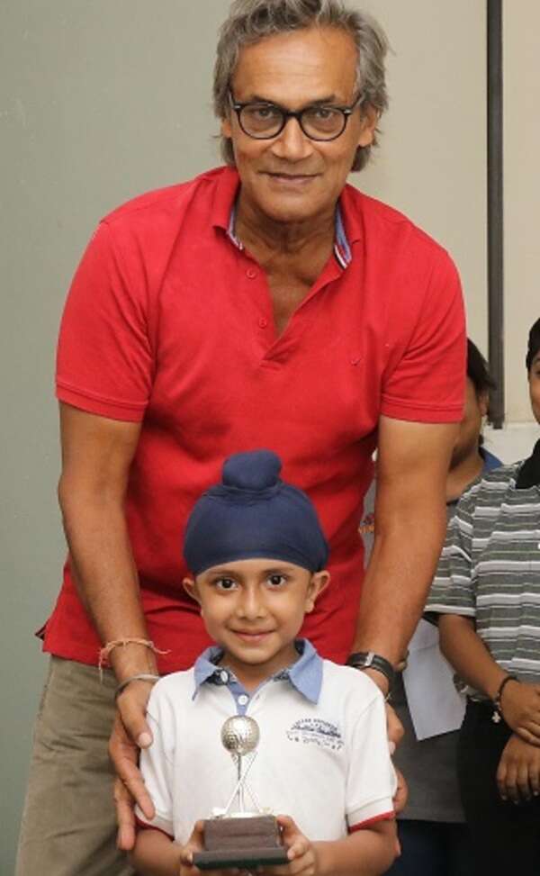 Anil Mukerji, Ekveer Singh Malhotra