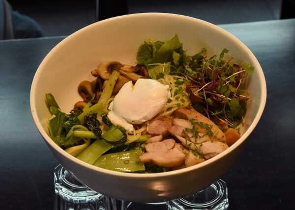 KOLKATA BUN CHA WITH GRILLED CHICKEN - Rs@ 625 (5)