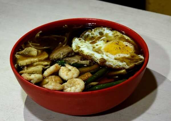 MIXED BOWL(prawn,pork,chicken)Rs@ 250 (2)