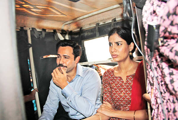 Emraan Hashmi and Shreya Dhanwanthary shooting at Chaudhary Gadhaiyya in Chowk, Lucknow (BCCL/ Aditya Yadav)