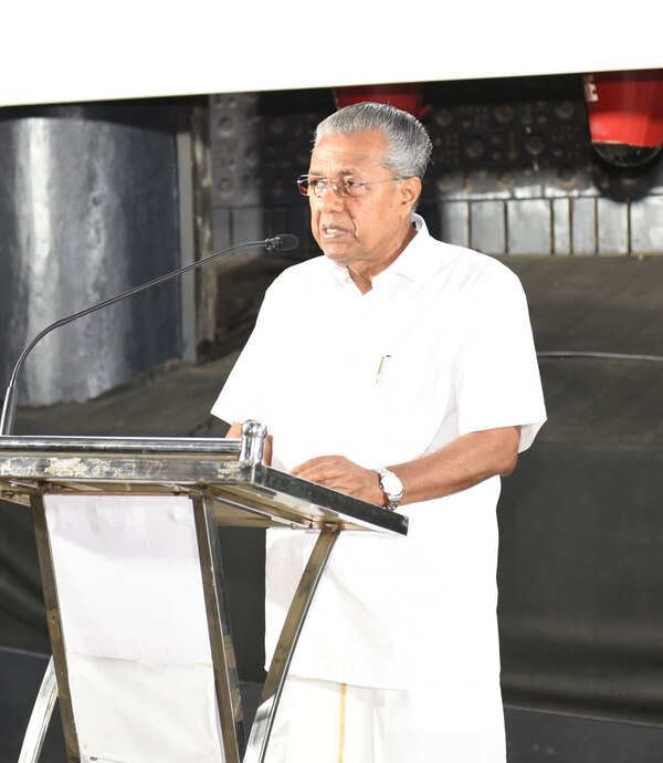 Pinarayi Vijayan (2) (2)