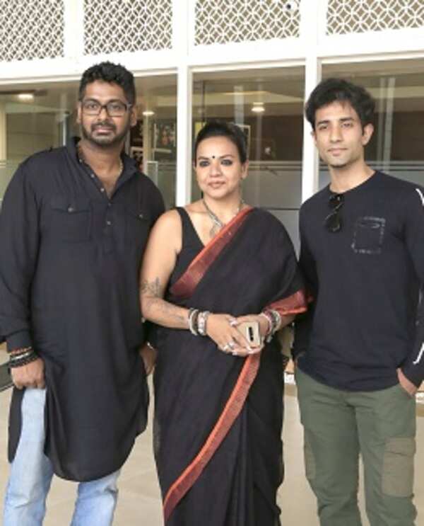 Abhishek, Meenakshi,Rishav (2)