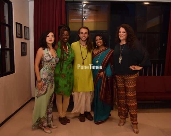 PT_Women of the world (3)