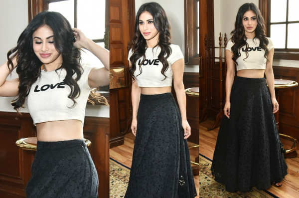 Trend to steal: Mouni Roy's fusion lehenga look - Times of India