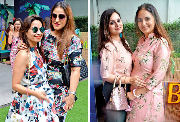 (L) Rukku and Mamta (R) Tina and Nimrat (BCCL/ IB Singh)