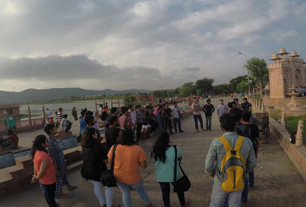 Photographers at Jalmahal Ki Pal