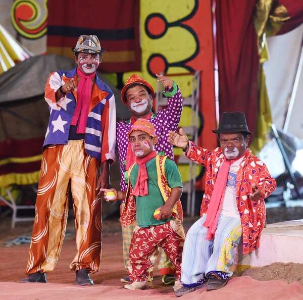 clowns