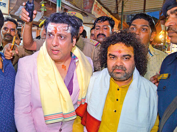 Govinda with Pandit Srikant Mishra at Kashi Vishwanath temple in Varanasi (BCCL)