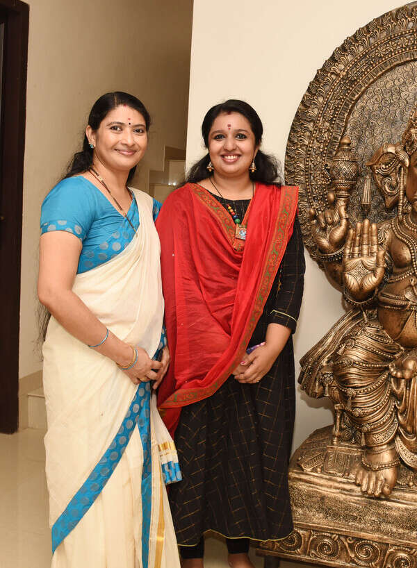 Kavitha Nair,Sajna Vinish