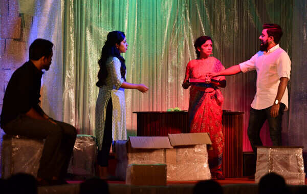 Fifth estate presents Bon Voyage Malayalam Drama at TDM hall organised by BEAME (7)