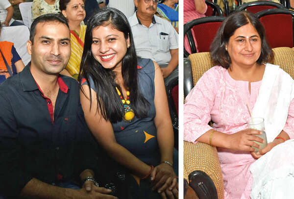 (L) Major Pawan Kumar and Soni Sharma (R) Seema Tewari (BCCL/ Vishnu Jaiswal)