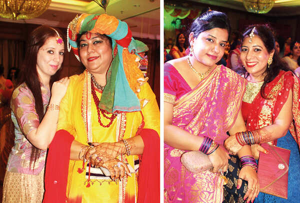 (L) Riya and Manisha (R) Anamita and Soni (BCCL/ Arvind Kumar)