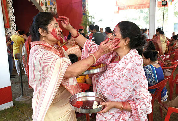 Ipsita (L) and Nandita (BCCL/ Vishnu Jaiswal)