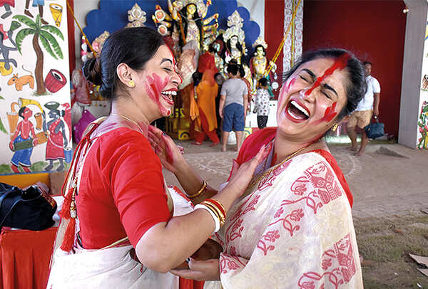 Shweta (L) and Udita Kirti (BCCL/ Vishnu Jaiswal)