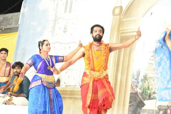 Ambili, Abhiram