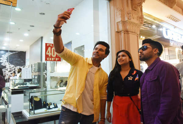 It's selfie time: Rajniesh, Mannara taking a selfie
