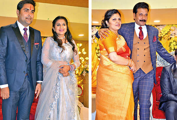 (L) Manish and Chahat (R) Manoj Jain and Mona Jain (BCCL/ IB Singh)