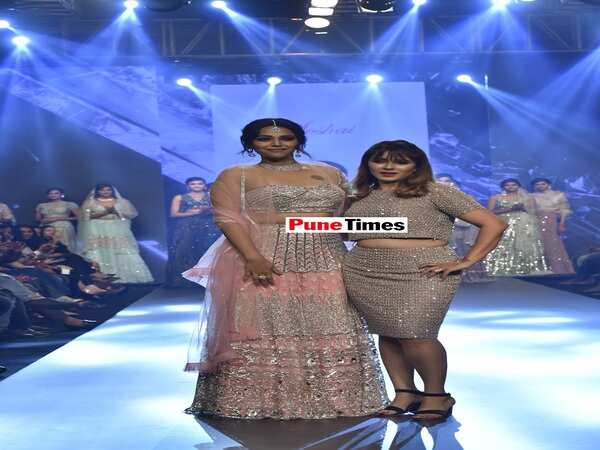 Sofi_and_Swara_Bhaskar (3)