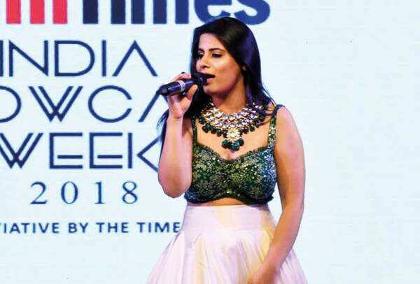 DANJ-Calender-launch-17AJ-Singer-Sonali-Ajay-Bahuguna