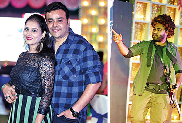 (L) Sonika and Abhishek (R) Sanchit Agarwal as Sholay’s Gabbar (BCCL/ Aditya Yadav)