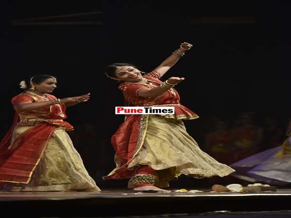 Bharatanatyam Indian Classical Dance Costume for Girls and Females