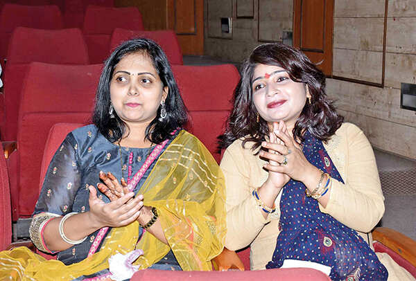 Ashwini (L) and Lavi Dubey (BCCL/ Vishnu Jaiswal)