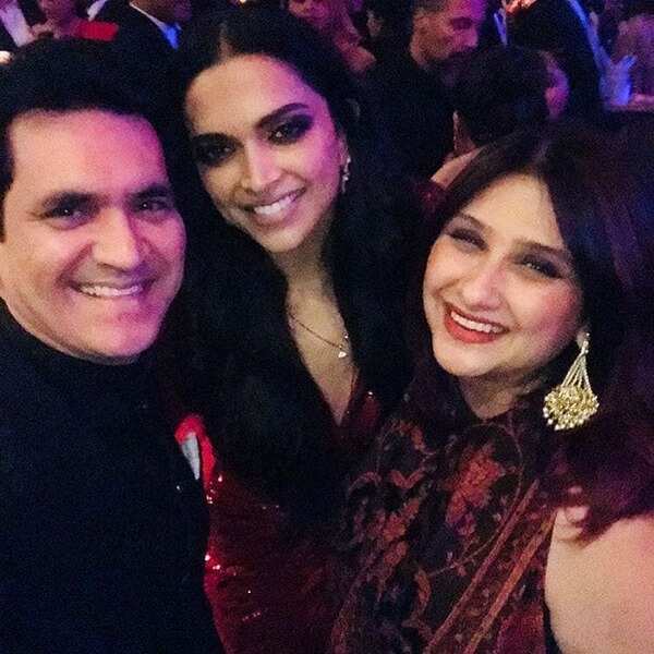Deepika Padukone and Ranveer Singh Mumbai reception photos