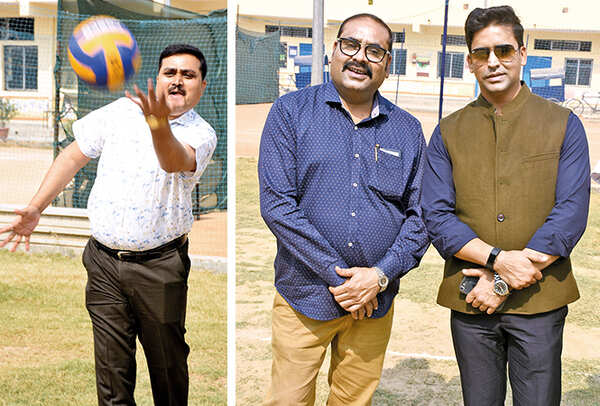 (L) Balendu Dwivedi (R) Dr K Bazmi and Saifi Yunus (BCCL/ Vishnu Jaiswal)