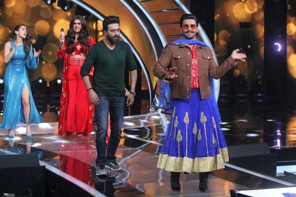 Ranveer Singh dancing in heels on SRGMP (5)
