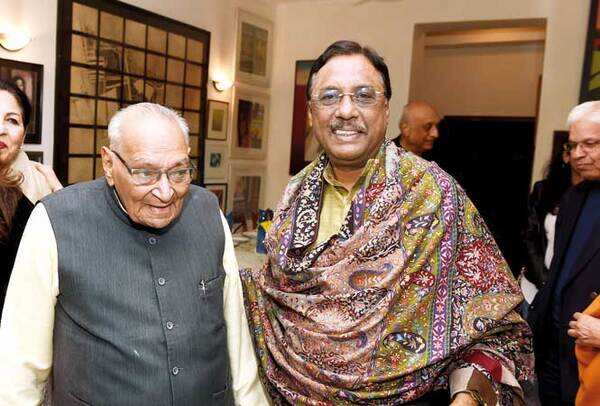 RAN_7916-Motilal-Vora-with-Pavan-K-Varma