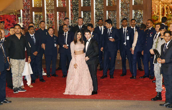 Isha Ambani and Anand Piramal wedding photos images marriage pictures videos