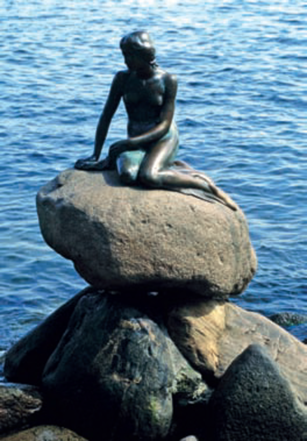 The famous Mermaid statue