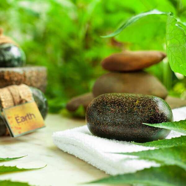 All_Natural_Neem_Soap_-_with_Crushed_Neem_Leaves._SLS___Paraben_Free_1024x1024