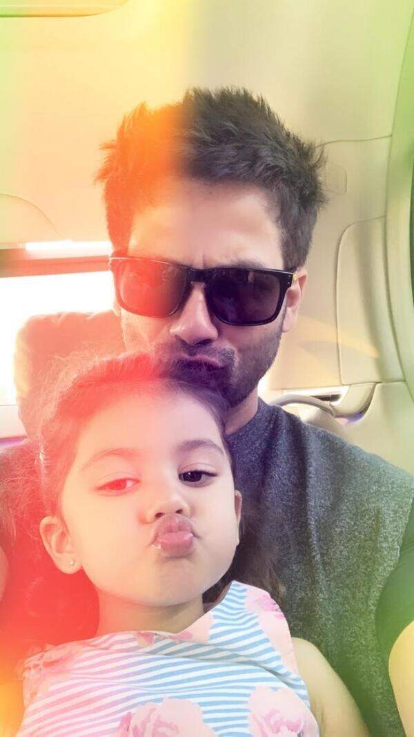 ShahidKapoor-MishaKapoor-selfie_0