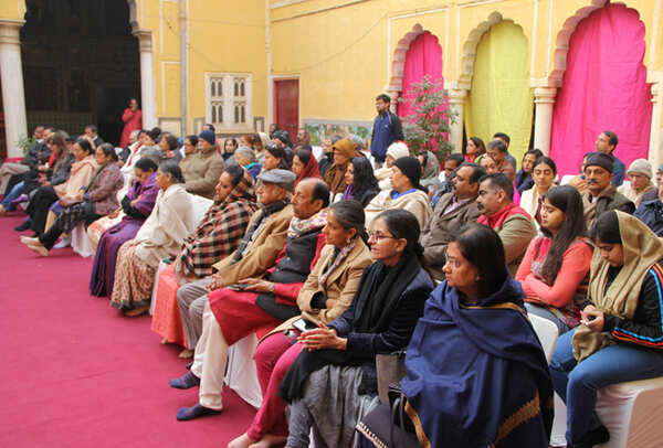 Music lovers enjoying the spiritual morning