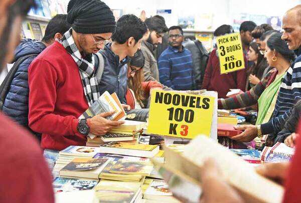 10-BOOK-FAIR-45