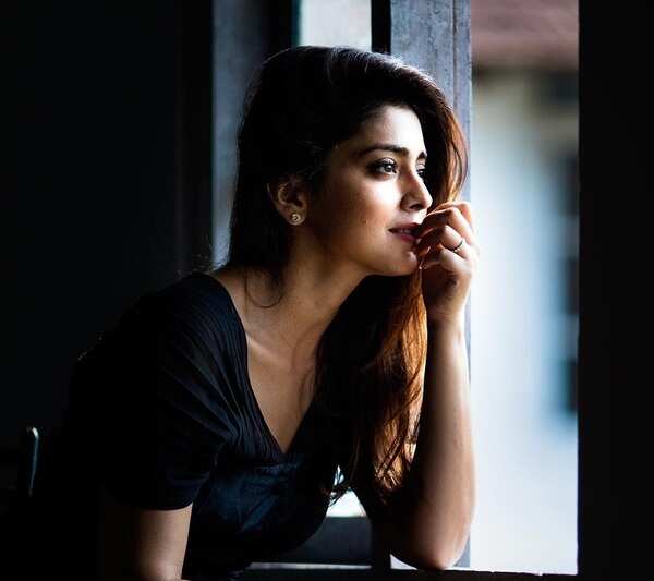 Shriya Saran Hot & Sexy Photos