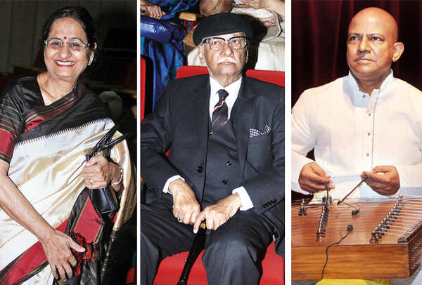 (L) Sneh Mahajan (C) Prof Raj Bisaria (R) Prashant Salil (BCCL/ Aditya Yadav)